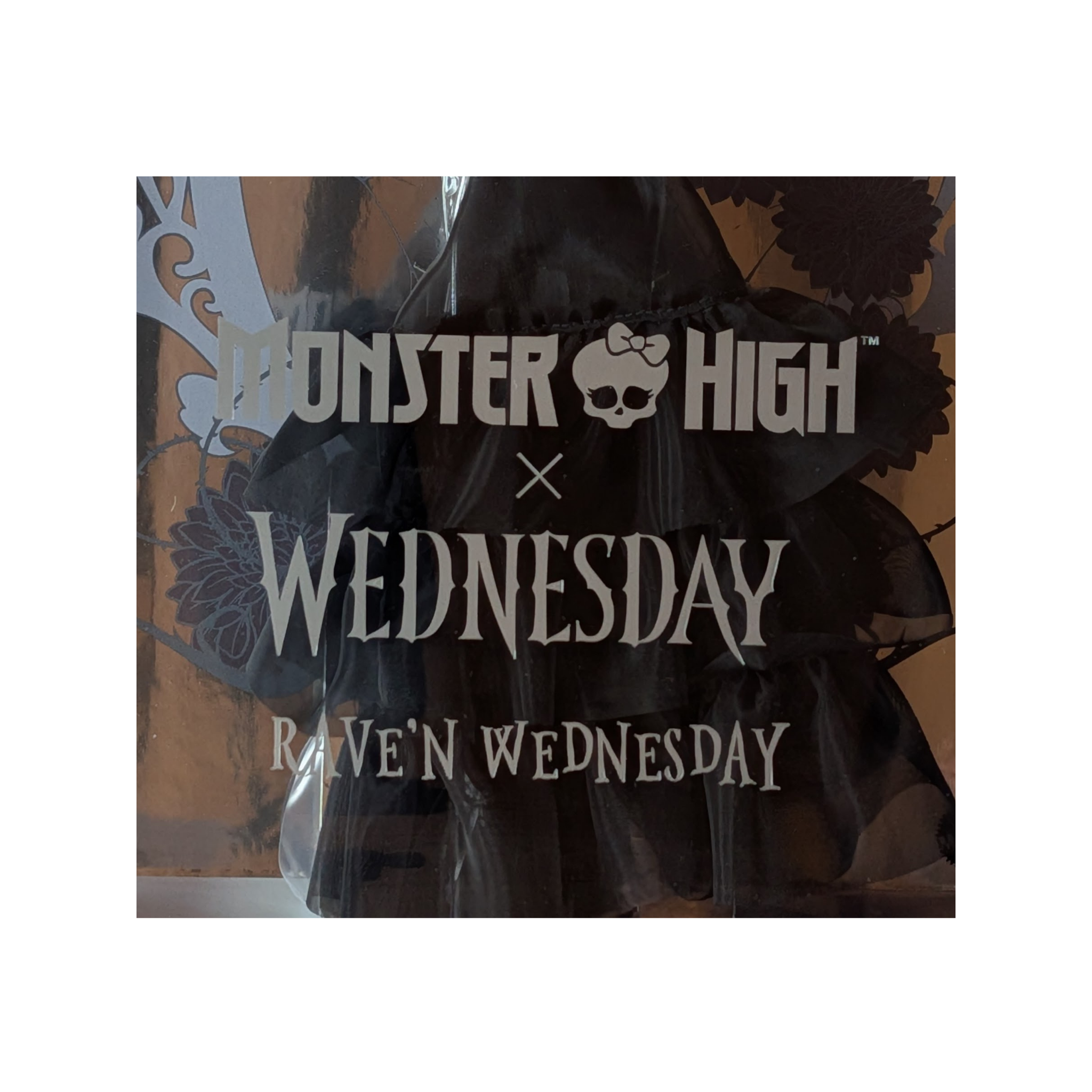 Mattel - Monster High HXJ03 - Rave N Wednesday - Neu/OVP - Collector Doll / Puppe (Kopie)